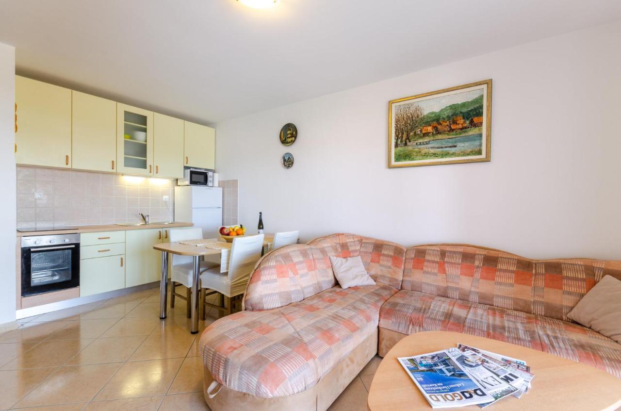 Apartament Juanita Dramalj Zewnętrze zdjęcie