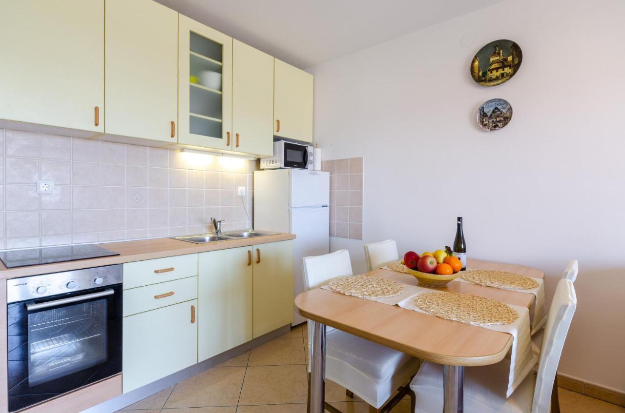 Apartament Juanita Dramalj Zewnętrze zdjęcie